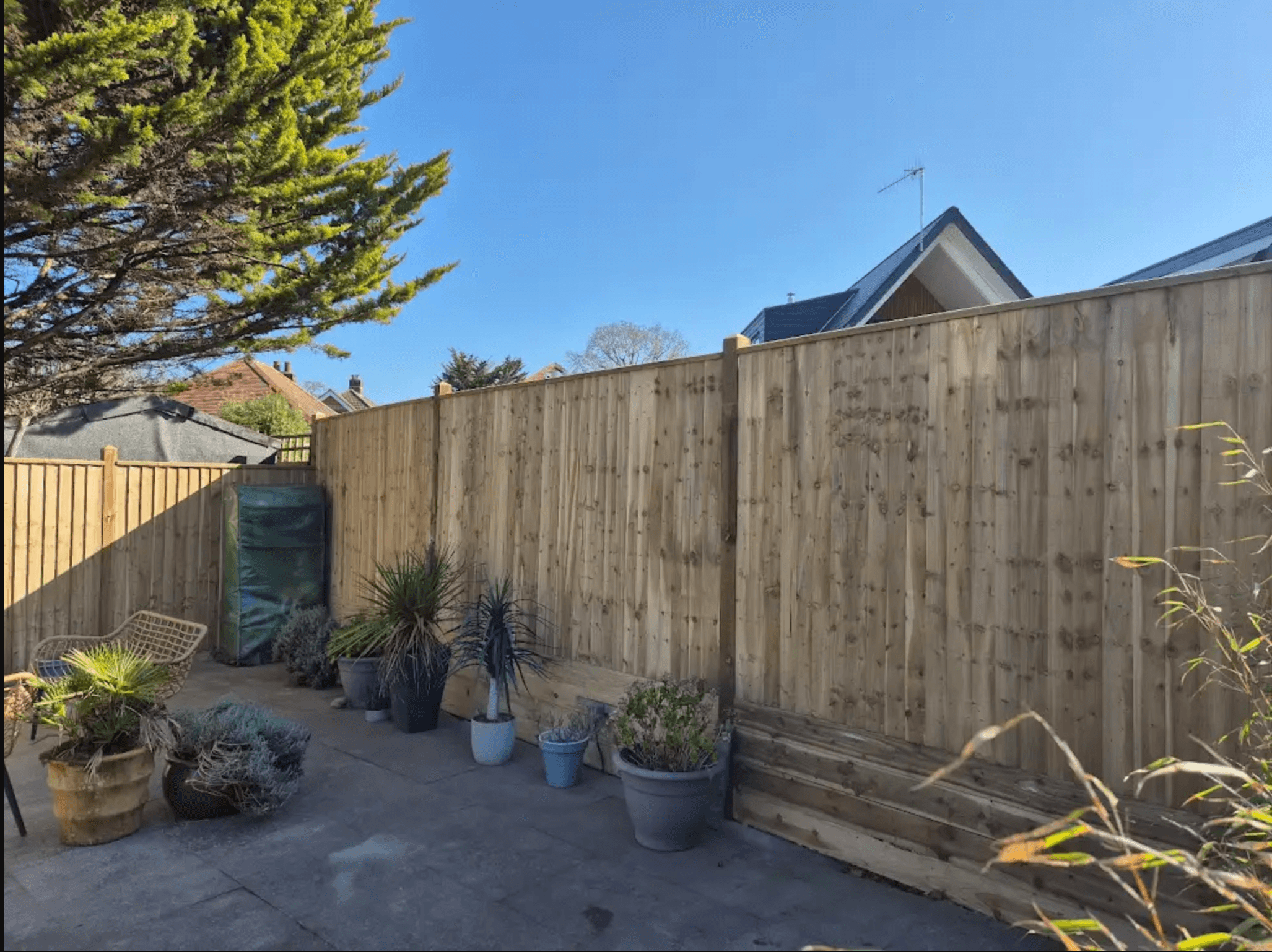 High-quality fencing work completed by C AND J Fenceworks